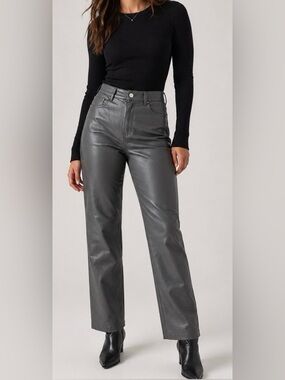 Aritzia Wilfred “Melina” Pant